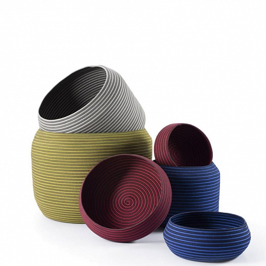 KARAM -Набор чаш для стола Ø 27/33/39 см различных цветов
 от  b&b italia