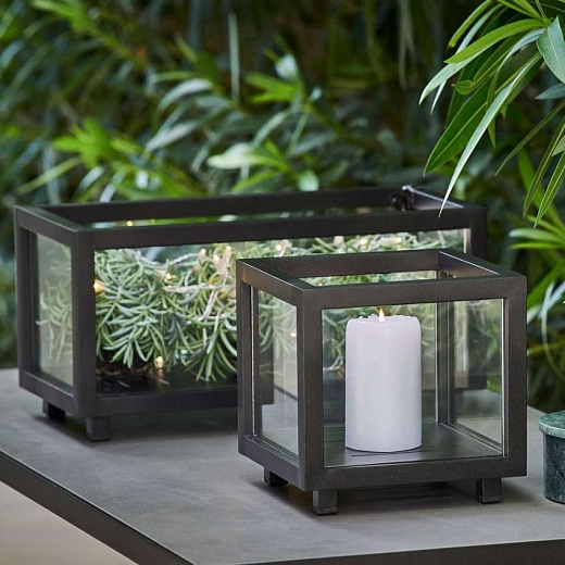 LIGHTBOX -Фонарь / ящик для растений 23 × 23 × H22см, алюминий и стекло, серый лава
 от  cane-line