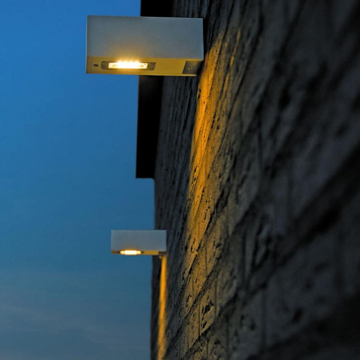 TWIN WALL -Светодиодный светильник для наружного фасада 3,5 Вт / внешний свет Кориан белый
 от  royal botania