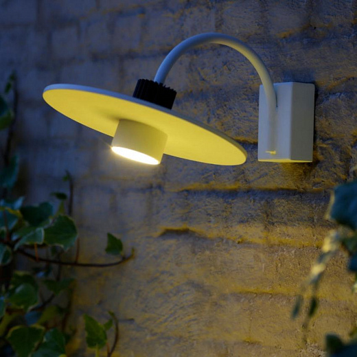 PRATO -Песочный светодиодный светильник для наружного фасада 5,8Вт / для наружного освещения
 от  royal botania